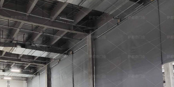 電動(dòng)擋煙垂壁